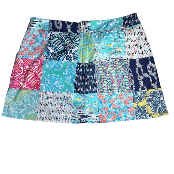Lilly Pulitzer Marigold Skort in Multi Sailor Patch. Size 10 - Picture 2 of 9